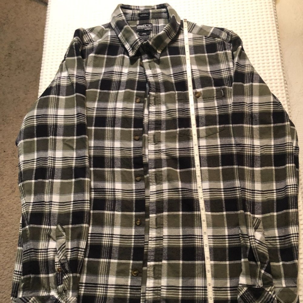 Mens O'Neill Button Down Flannel Shirt Size Large Olive and Black LIKE NEW!